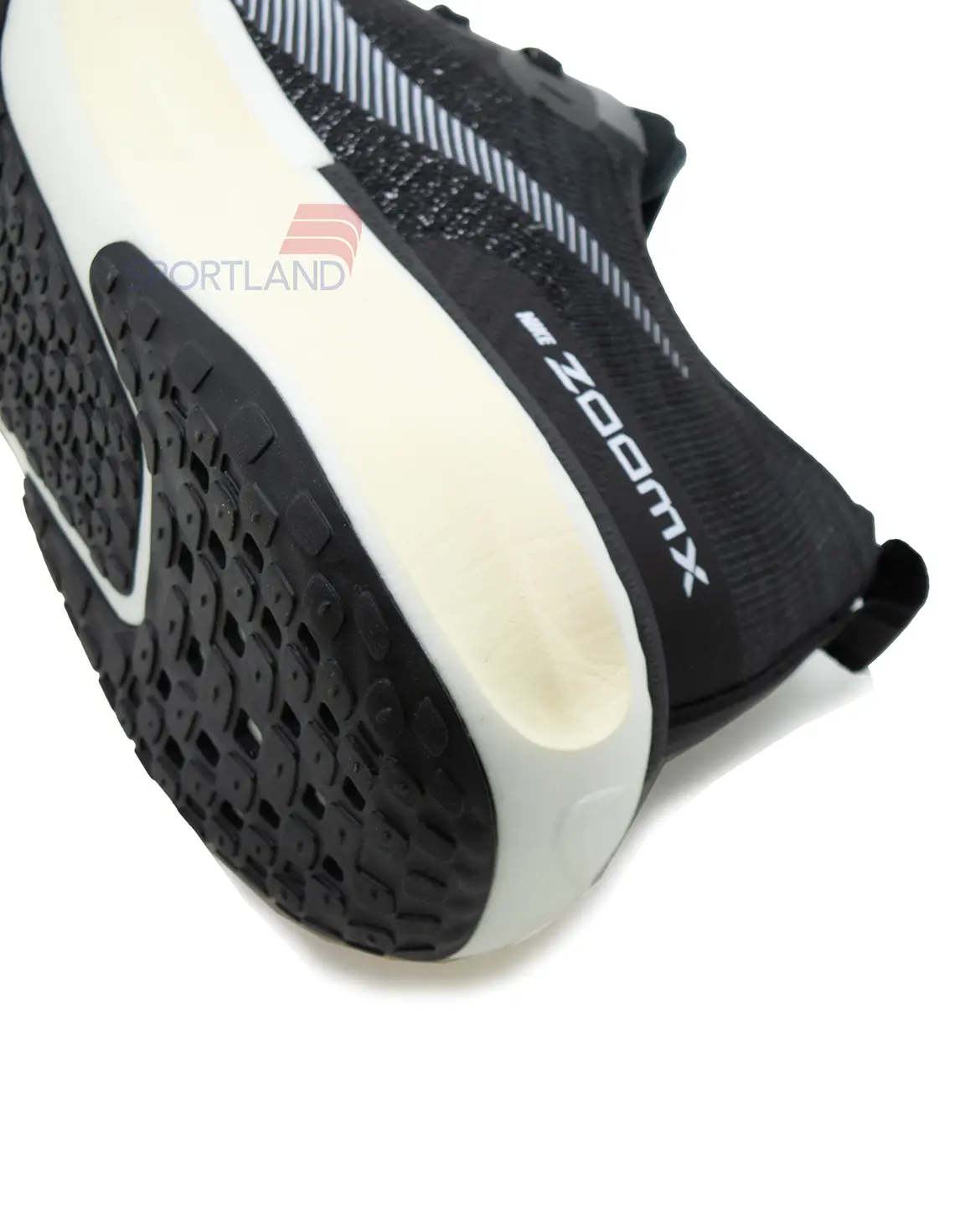 کفش دویدن زنانه نایکی Invincible 3 W