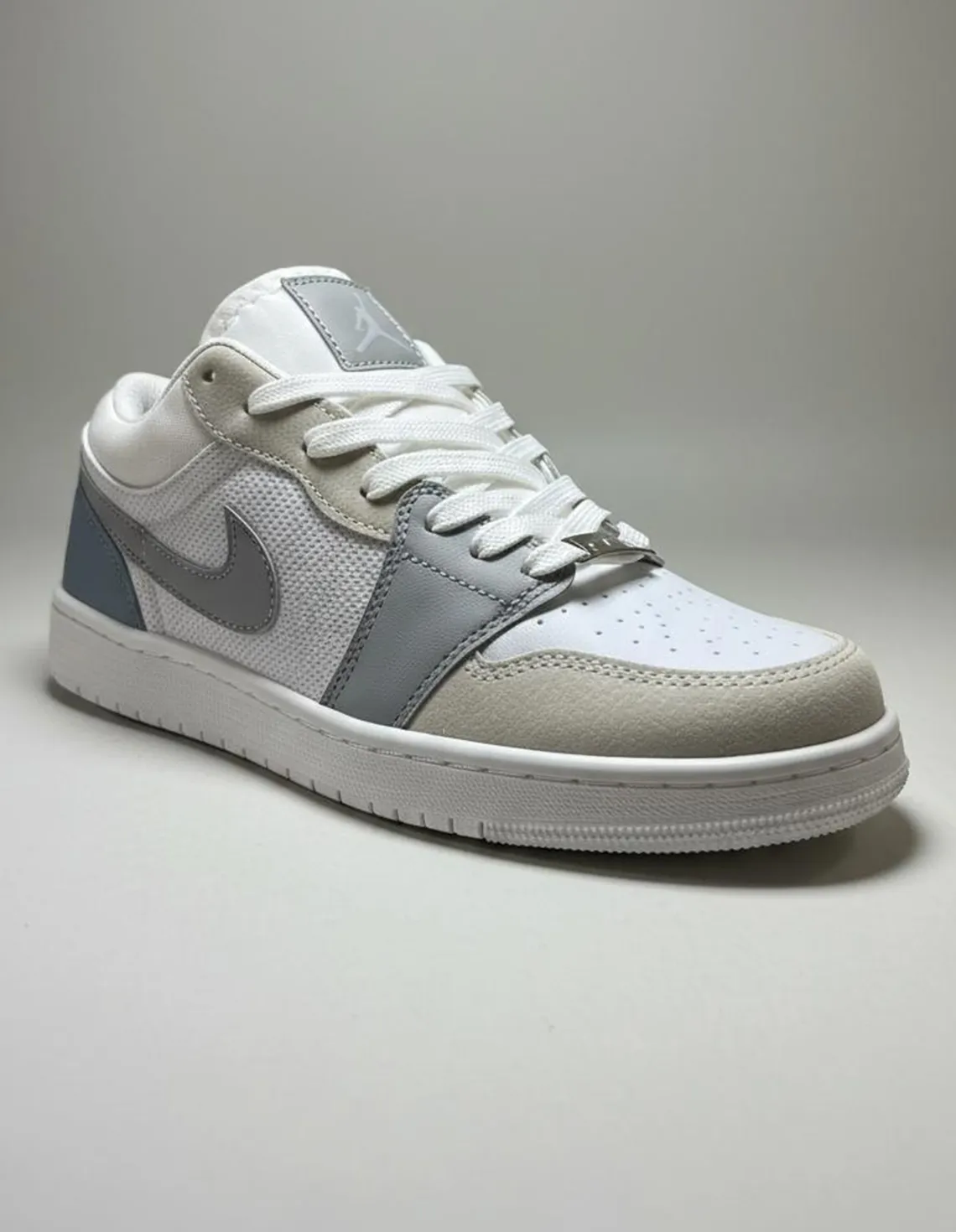 کفش روزانه مردانه نایک Nike Air Jordan 1 Low LX M